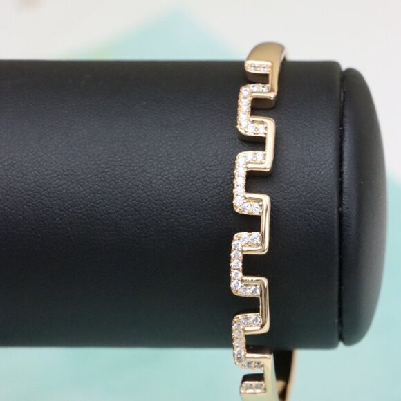 Geometric Rose Gold Bangle with Zig-Zag Diamond Design, XPBL0447 - Picture 5 of 11